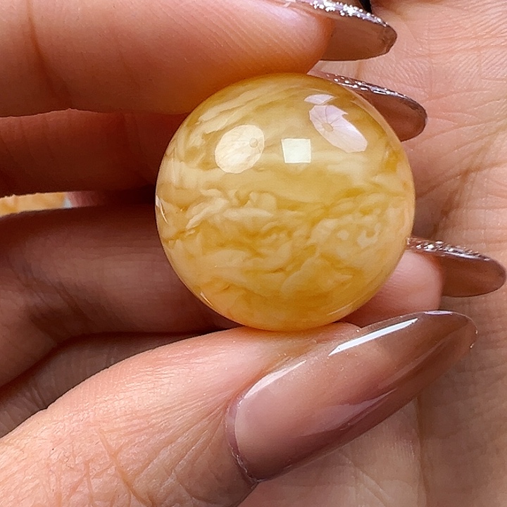 蜜蜡未镶嵌珠宝奇石