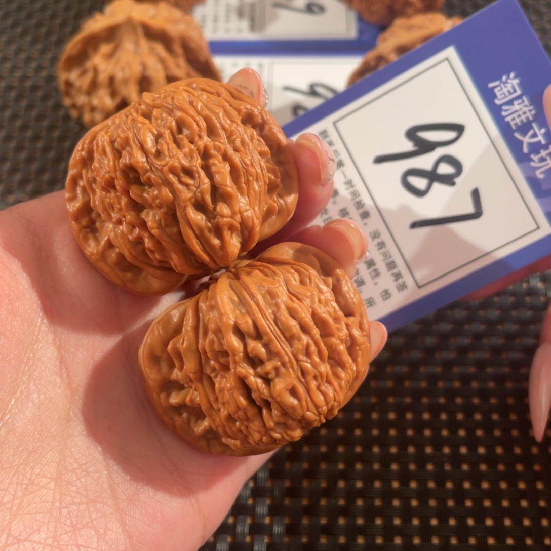 文玩核桃把件987号42尺楼