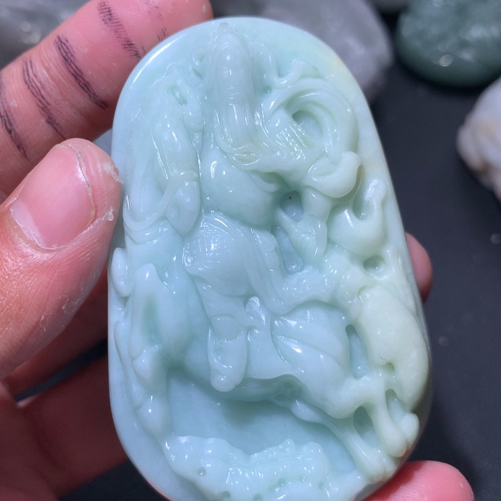 翡翠未镶嵌颈饰保真天然a货翡翠