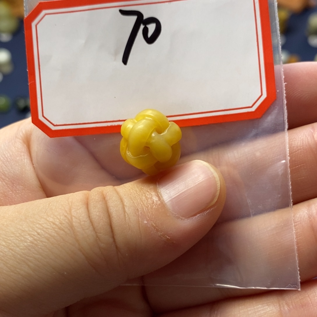 【闪购商品】蛇纹石玉配珠未镶嵌哈****嘿