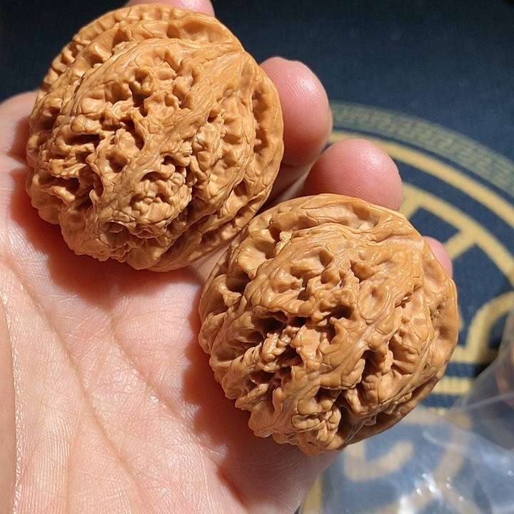 【闪购商品】文玩核桃吊坠大粗筋