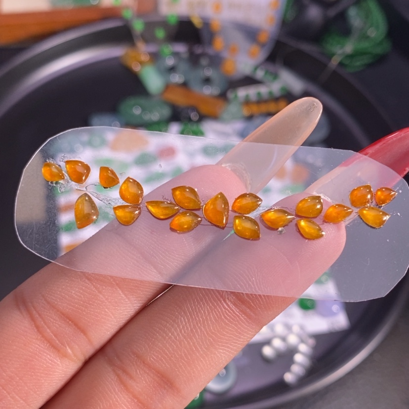 【闪购商品】翡翠挂件未镶嵌随行