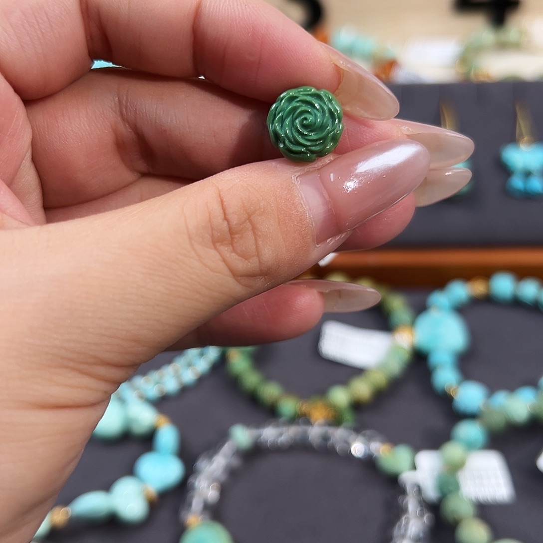 绿松石未镶嵌把件玫瑰花配饰