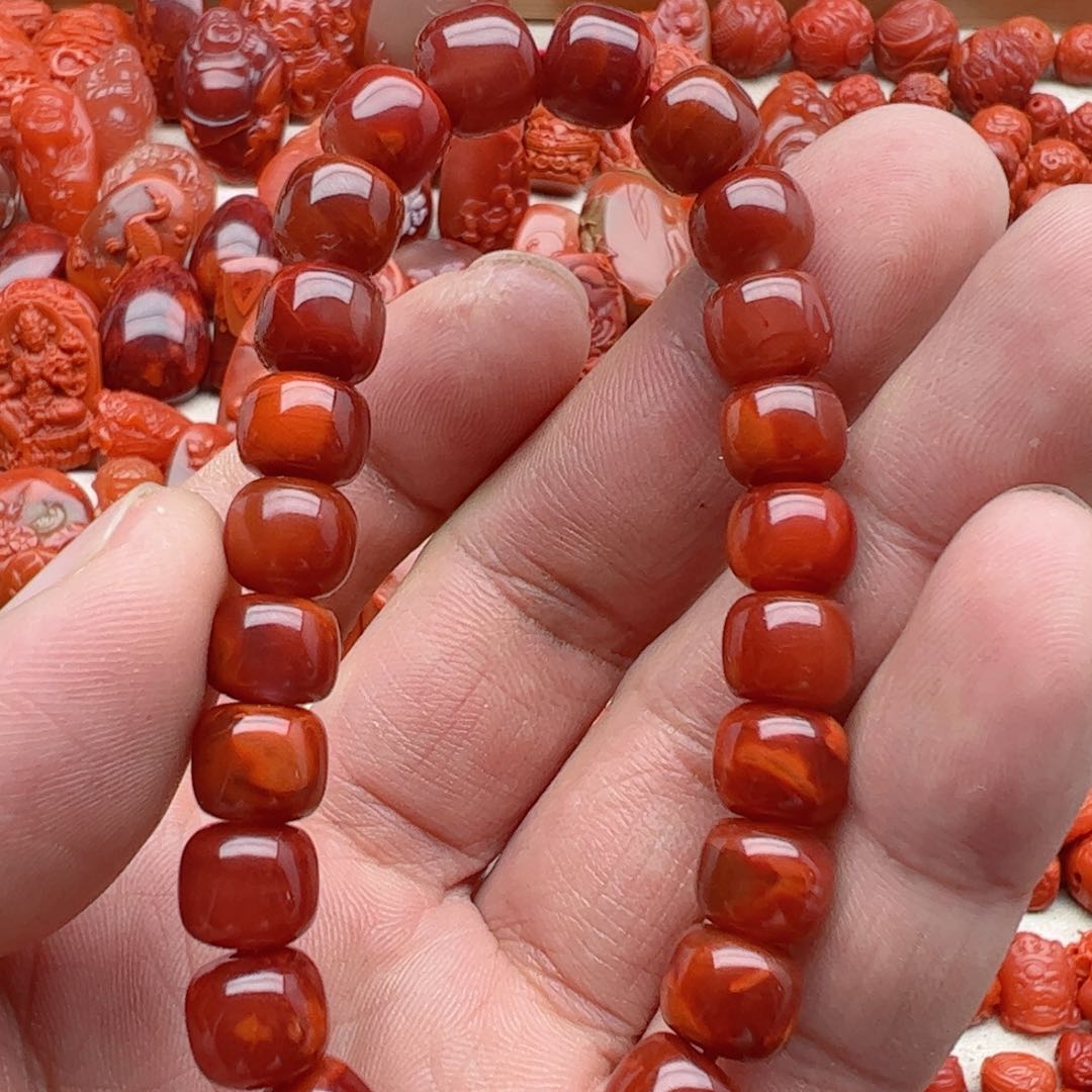 南红玛瑙配饰未镶嵌