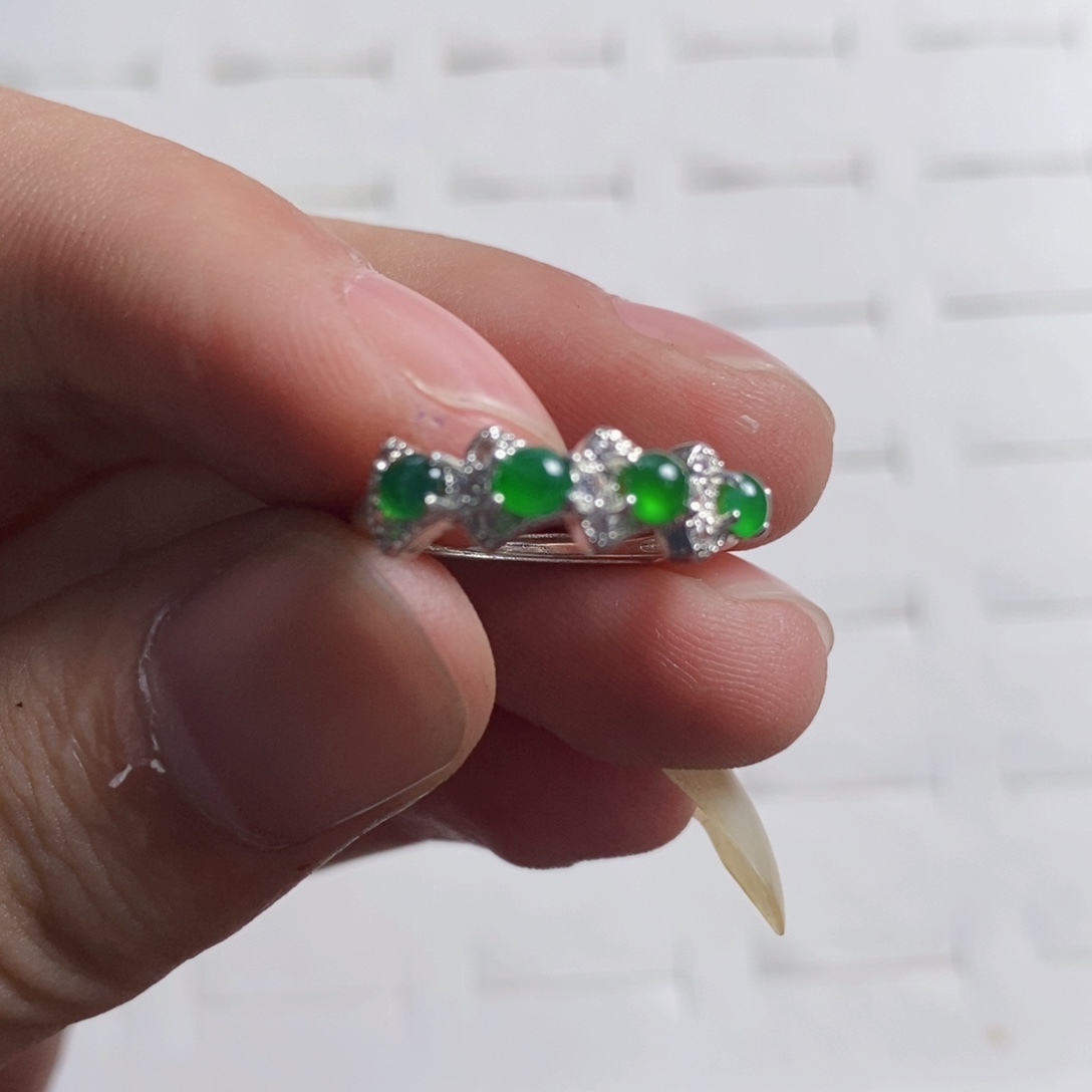 未镶嵌定制翡翠翡翠