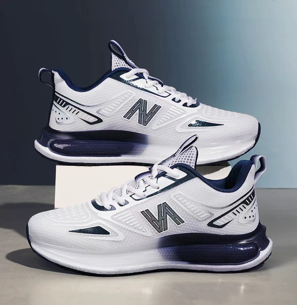 新款气垫休闲减震男女同款跑鞋1866【小猪2】