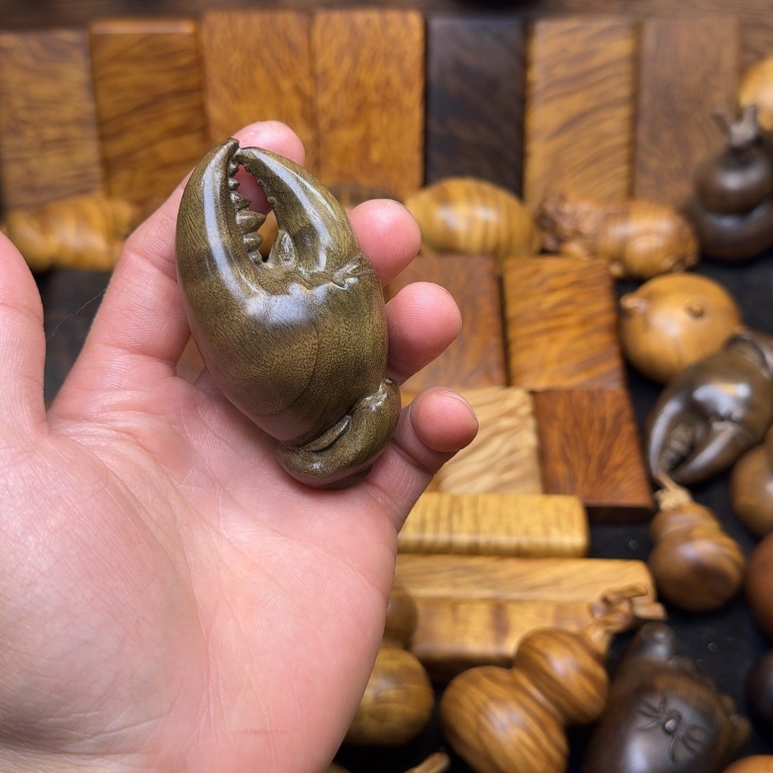 楠木金丝楠木无事牌