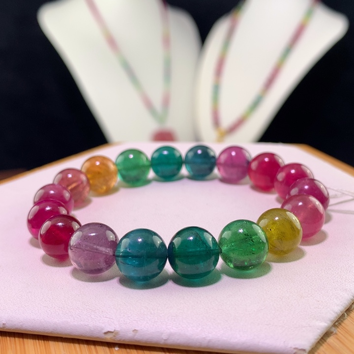 双色碧玺手链未镶嵌