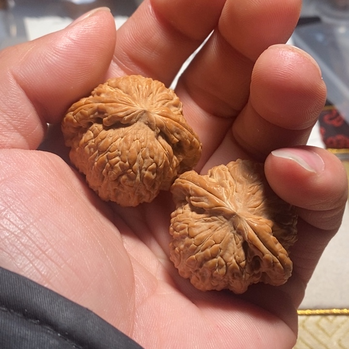 文玩核桃把件?**核桃