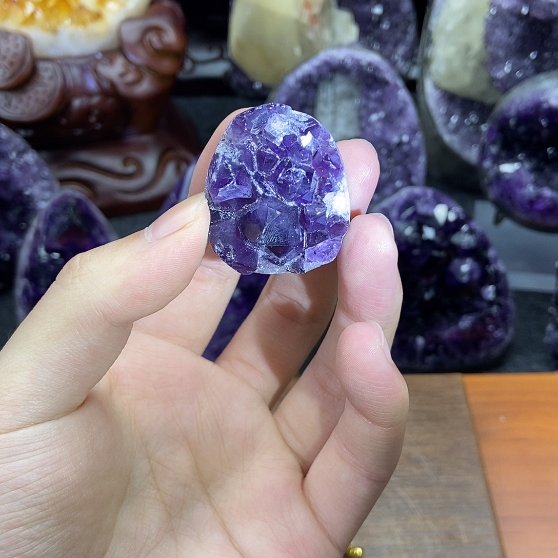 紫晶大型摆件（非配饰）未镶嵌