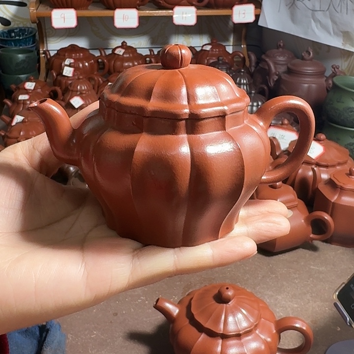 天***民紫砂茶壶宫灯200 c c