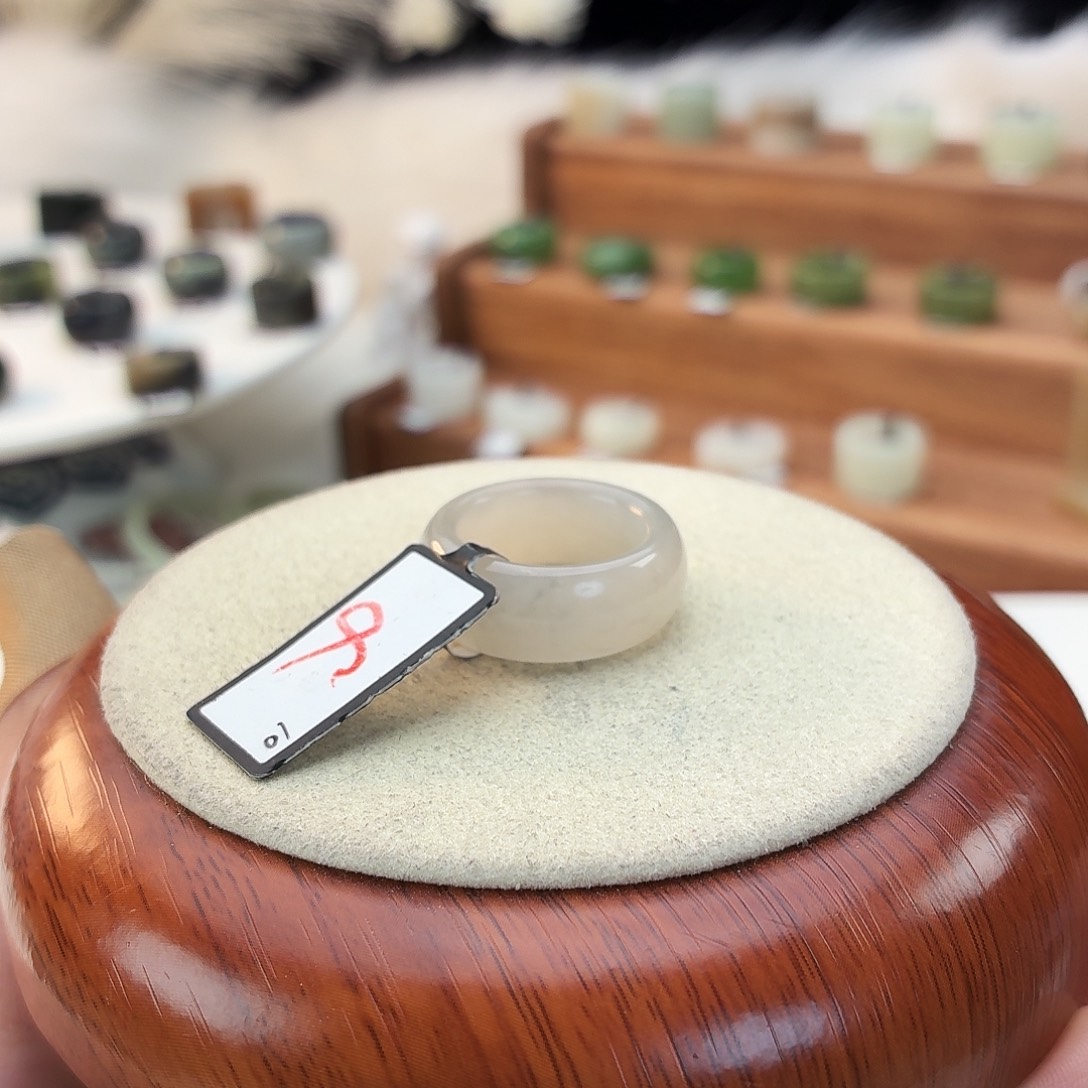 和田玉未镶嵌戒指冰紫轮胎16.8mmj20