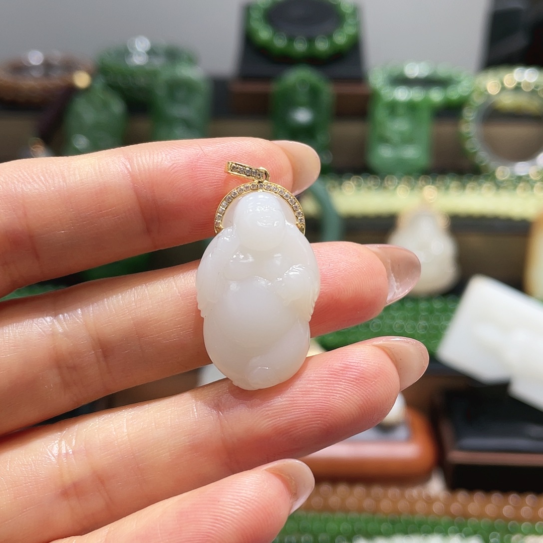 和田玉18K金镶嵌戒指