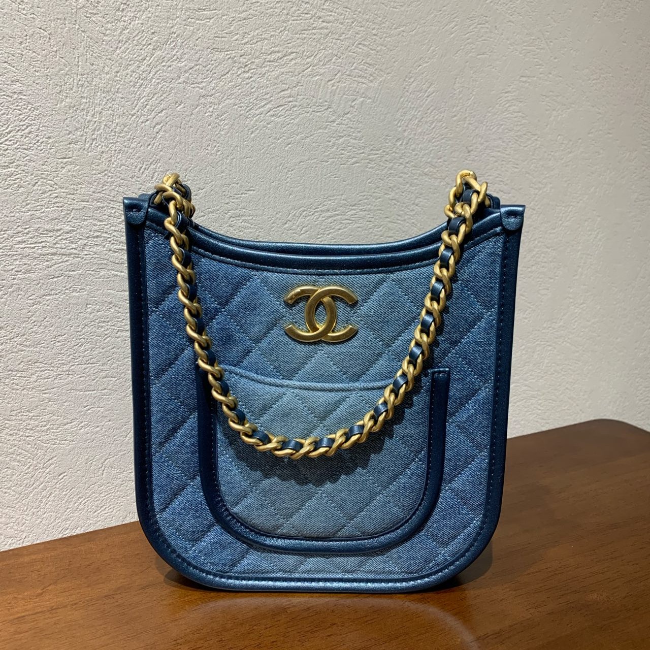 99新 Chanel/香奈儿 24S 丹宁金扣嬉皮竖版hobo链条包