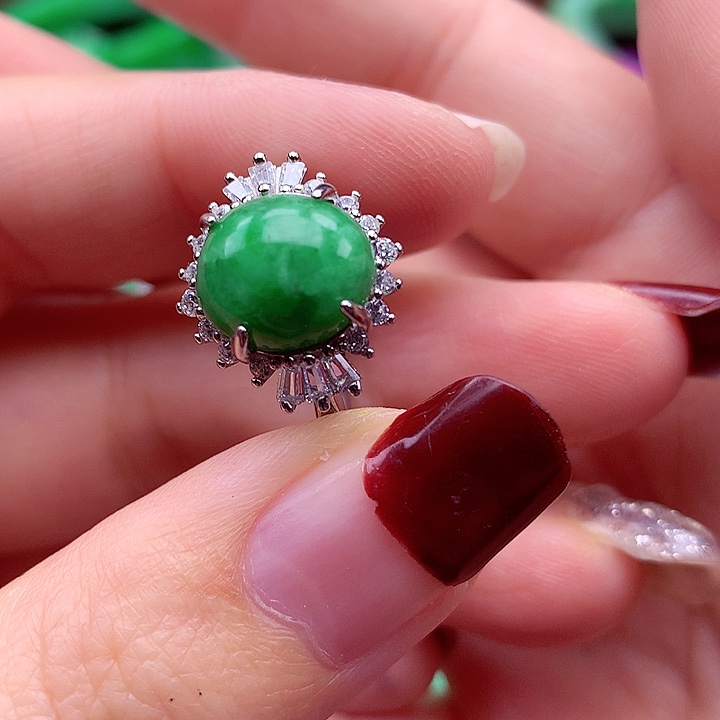 翡翠颈饰银S925镶嵌翡翠