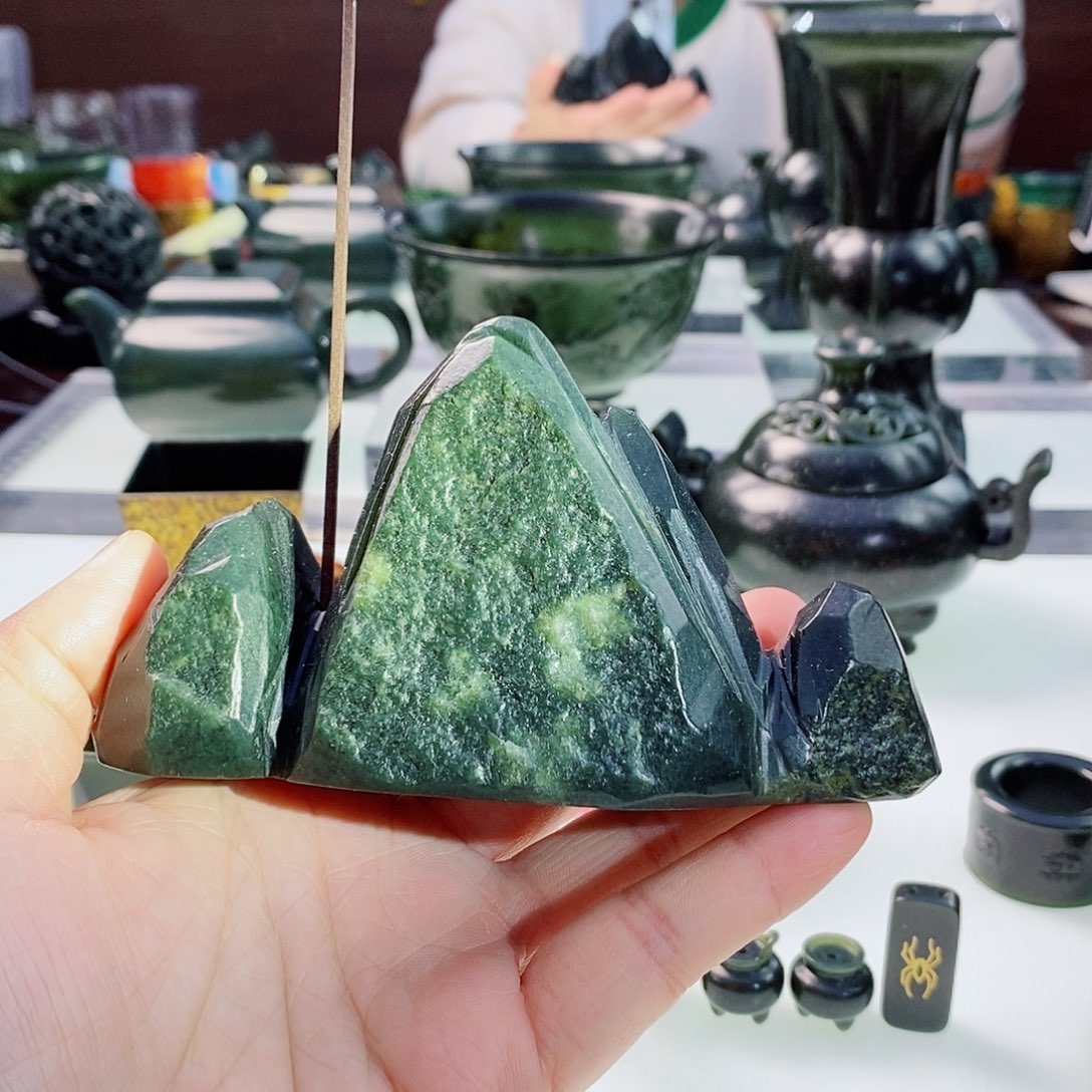 和田玉（青玉）摆件未镶嵌