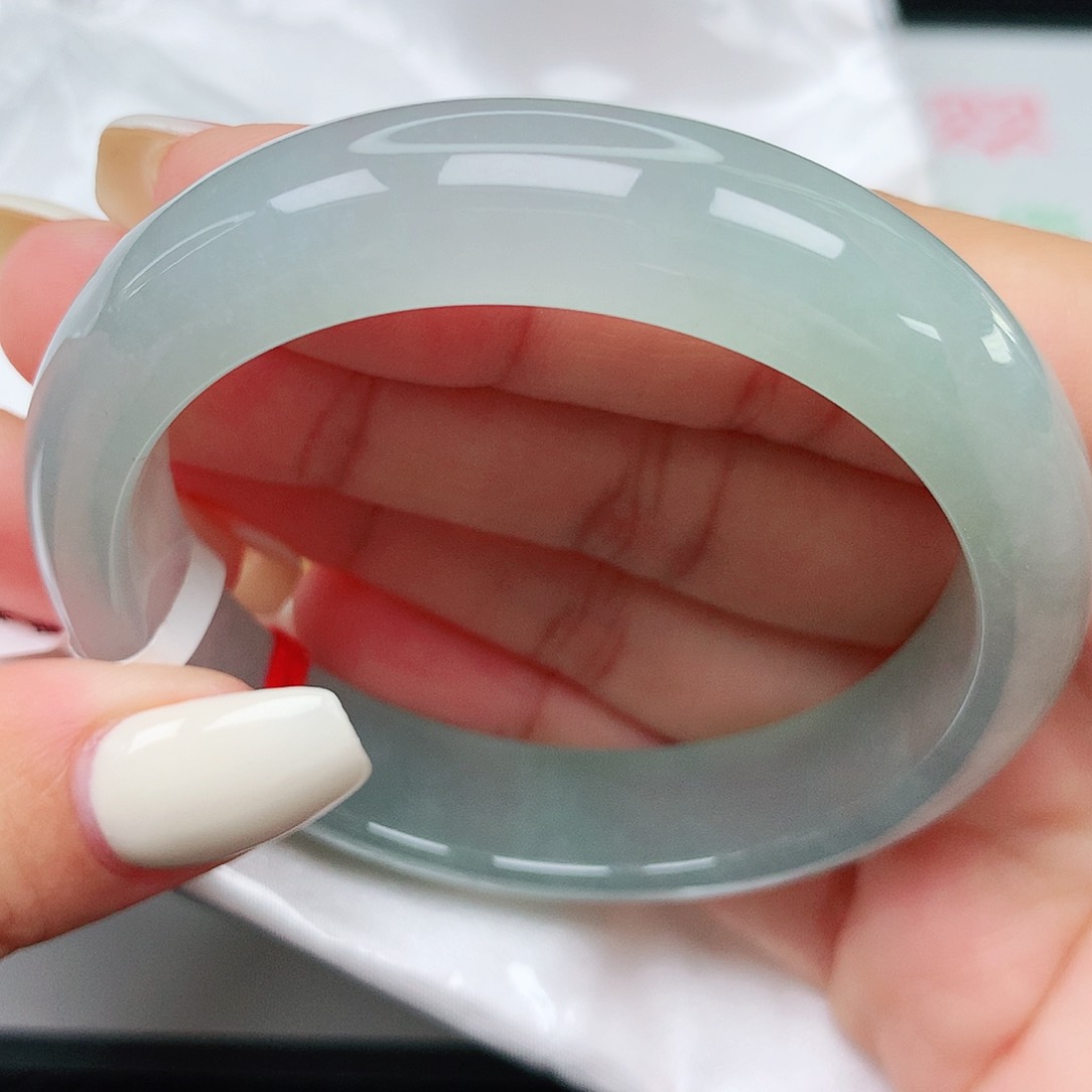 翡翠手镯未镶嵌早31号