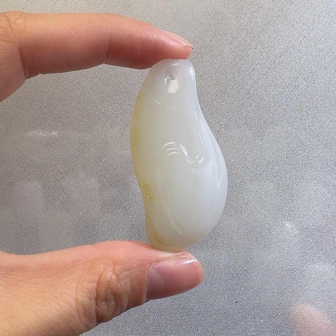 和田玉颈饰未镶嵌米达11g