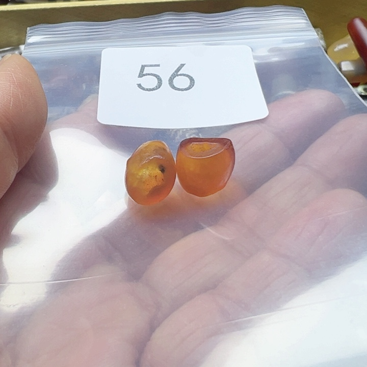 鑫***）玛瑙/玉髓未镶嵌手链