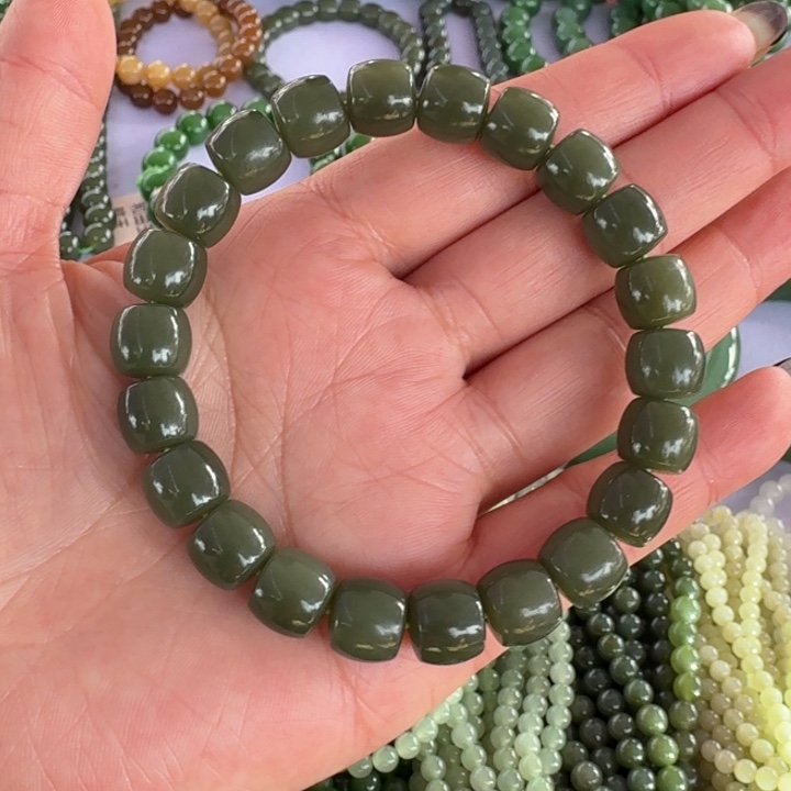 和田玉未镶嵌颈饰卡10