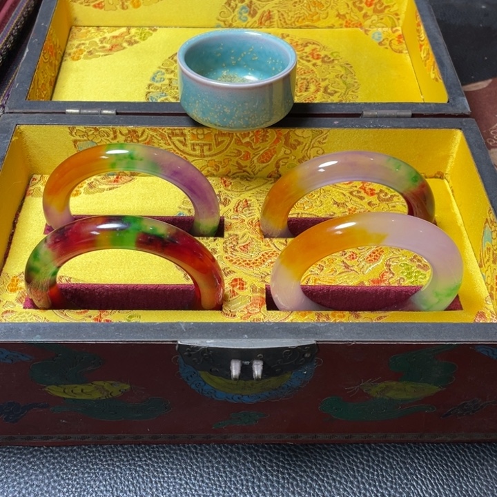 安***张瓷片大哥你好啊好可爱好想好