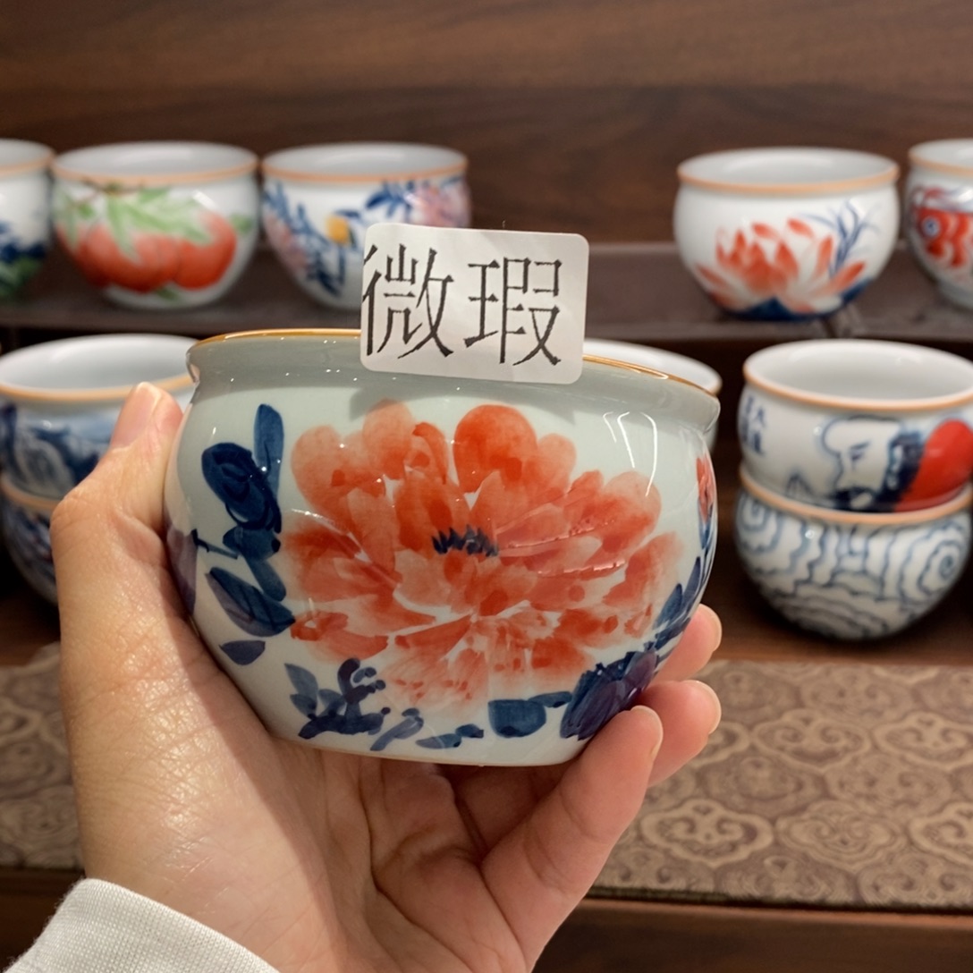 釉下手绘茶具微瑕