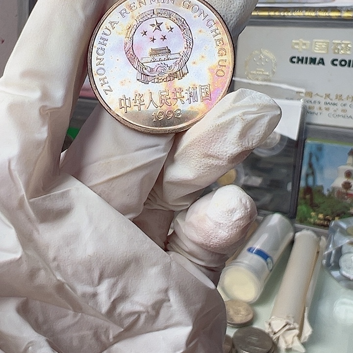 其他普通金属大熊猫镜面自然五彩单枚，，，