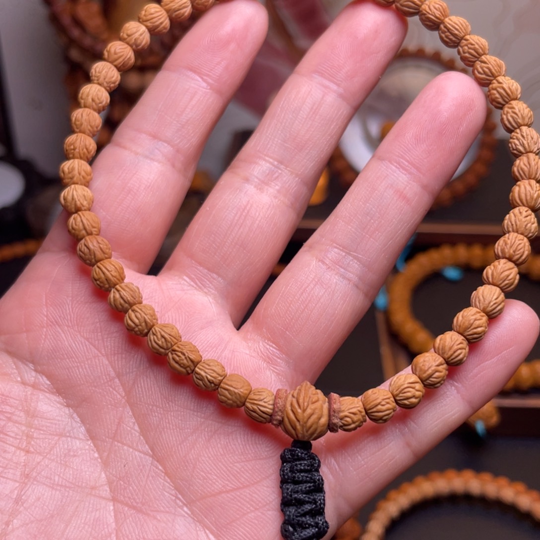 喜***多吊坠桃核龙文桃核