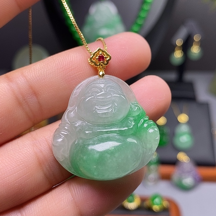 吊坠(赠链)未镶嵌翡翠