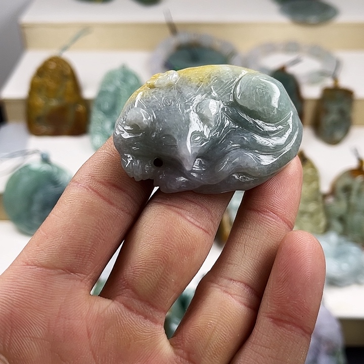 定制翡翠未镶嵌翡翠