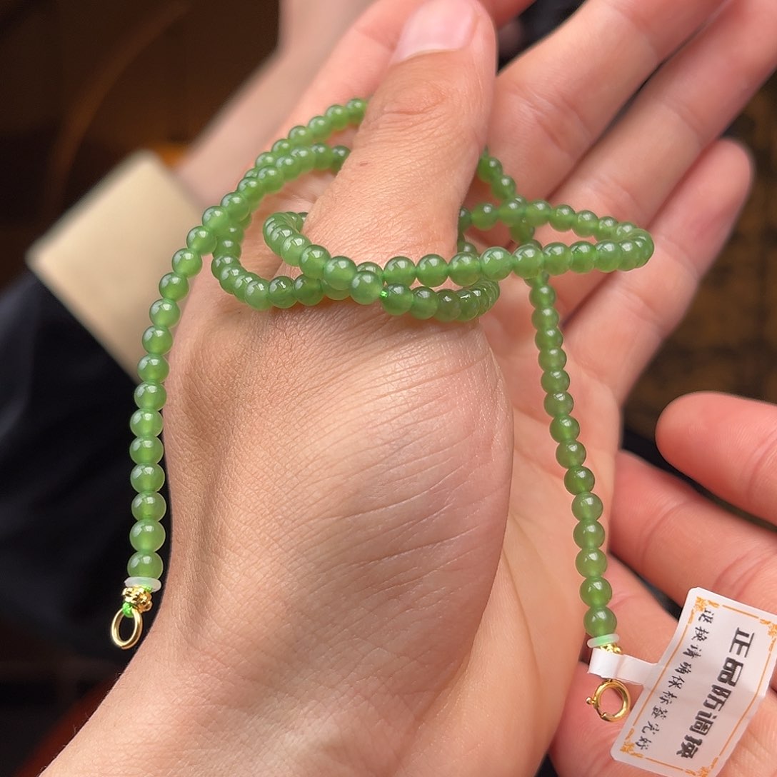 和田玉项链未镶嵌碧玉无矿点苹果绿色卡4