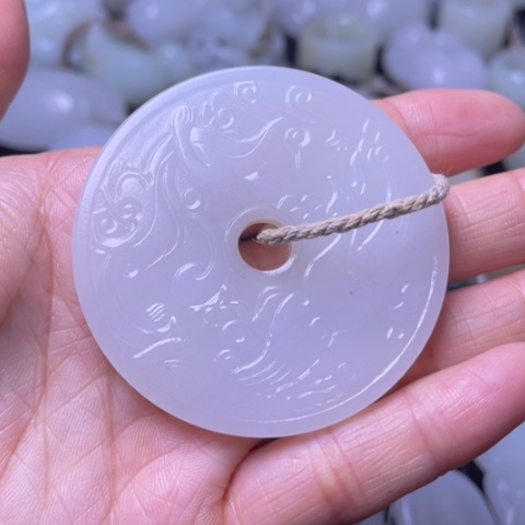 和田玉未镶嵌吊坠(不含链)