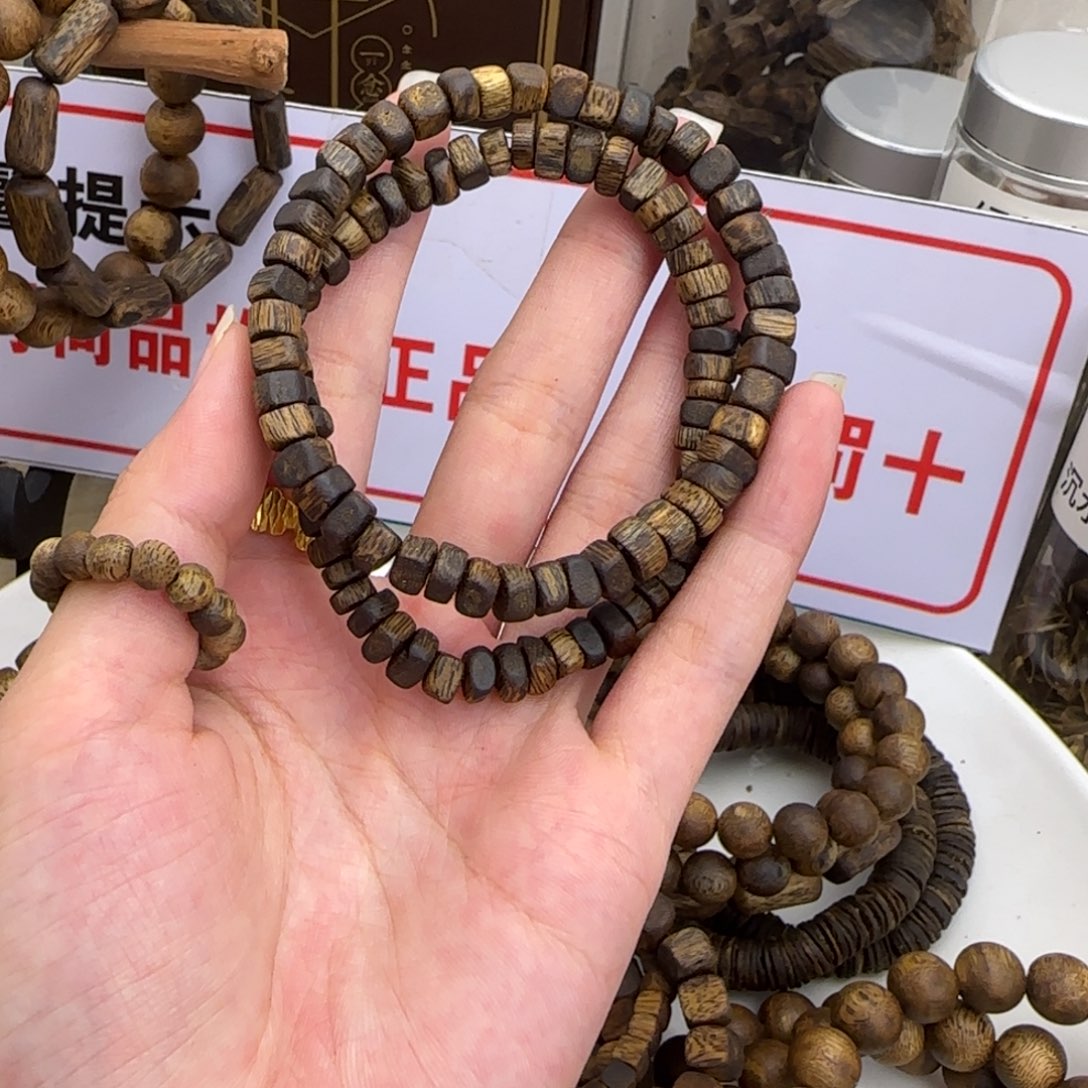 沉香香囊沉香奇楠沉香沉水浮碎银子单圈