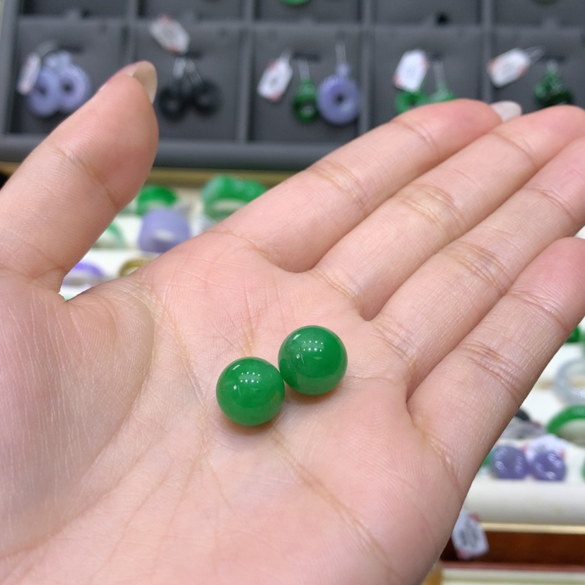 【闪购商品】翡翠戒指未镶嵌米*一对