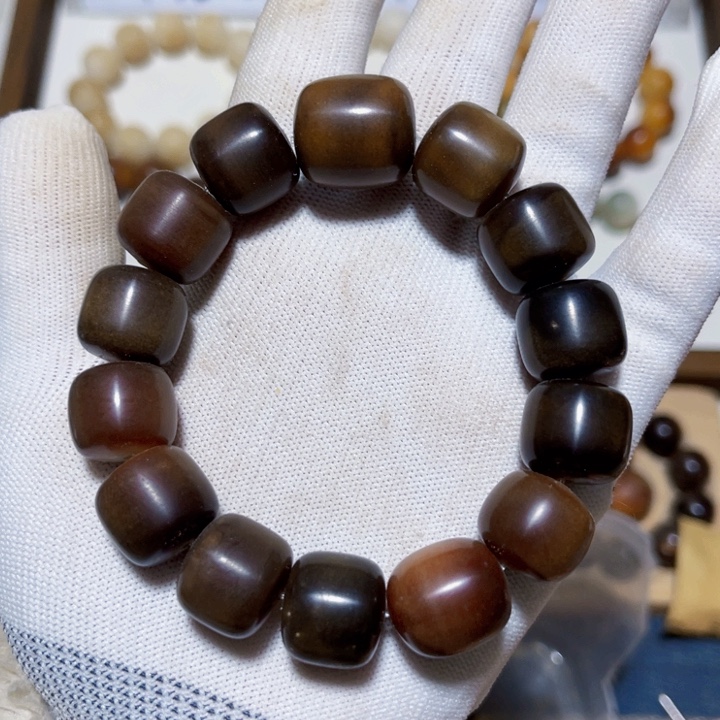 菩提根/象牙果吊坠手工干磨｜卡15圆珠瑕疵款、不退不换