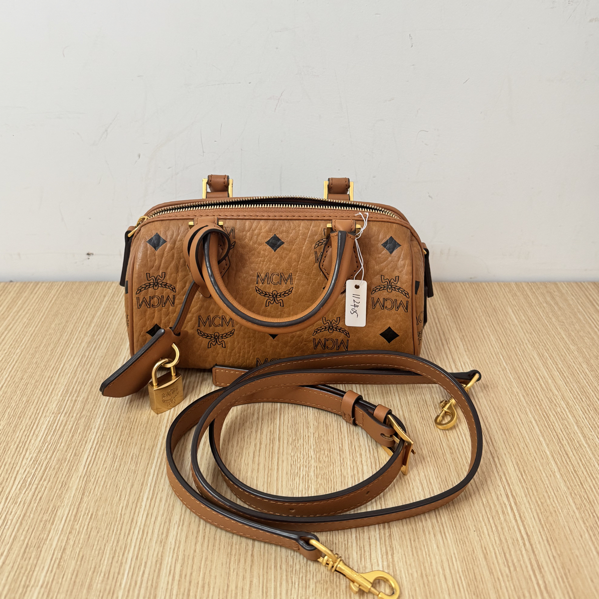 95新 MCM 沈多多/干邑色 mini 金锁波士顿