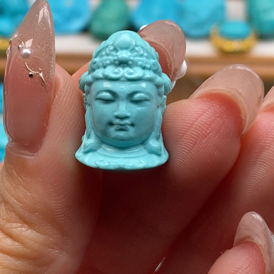 绿松石颈饰未镶嵌