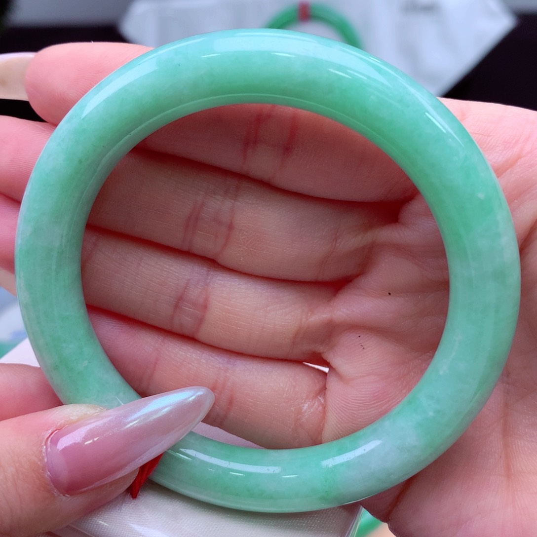 未镶嵌手镯翡翠翡翠