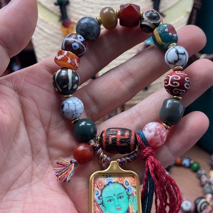 玛瑙/玉髓颈饰未镶嵌