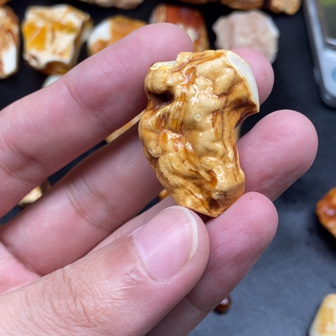 就***头未镶嵌定制琥珀定制