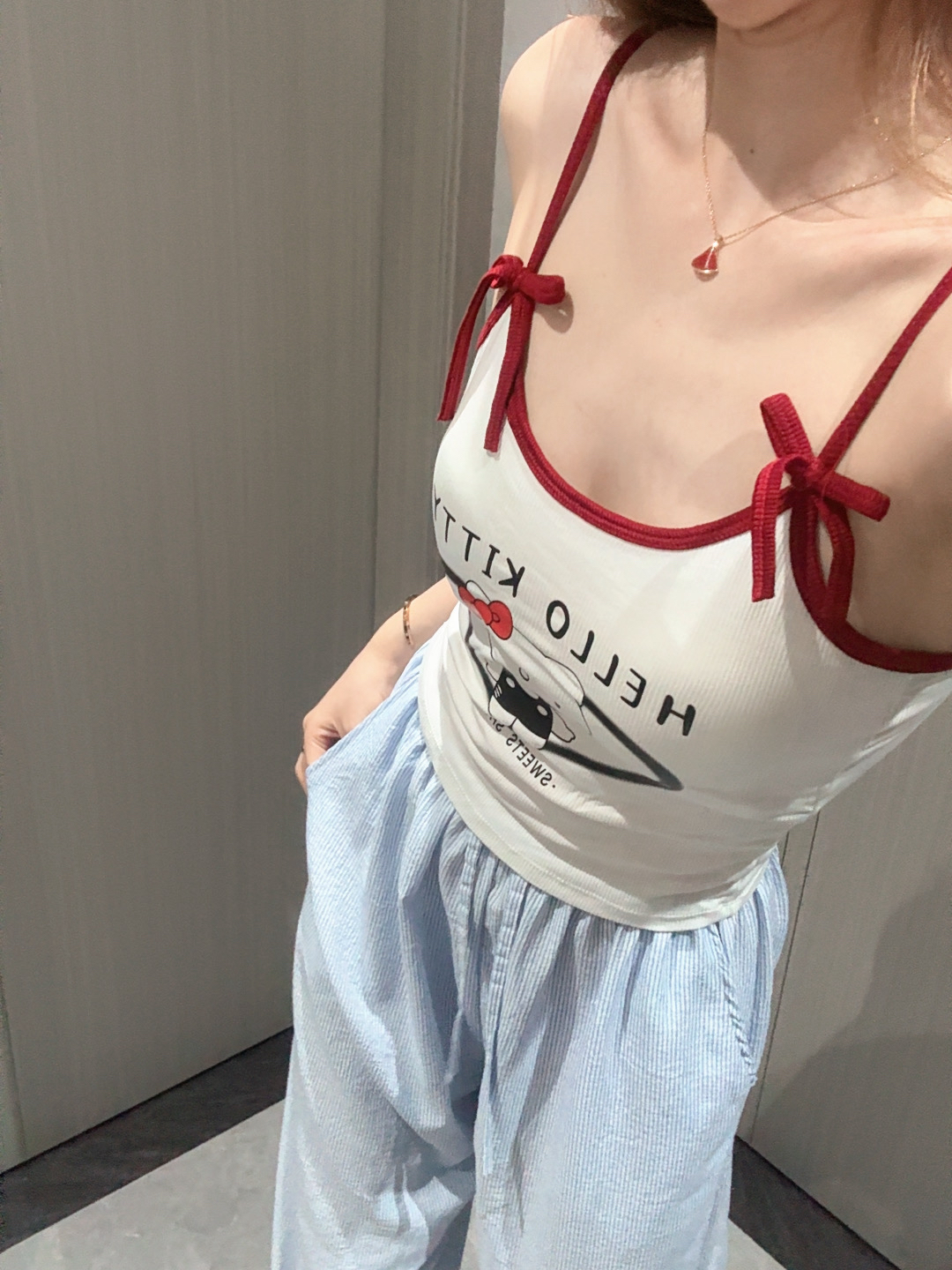 【红色KT】 超chill！ 固定杯 可外穿家居服网红纯欲系列