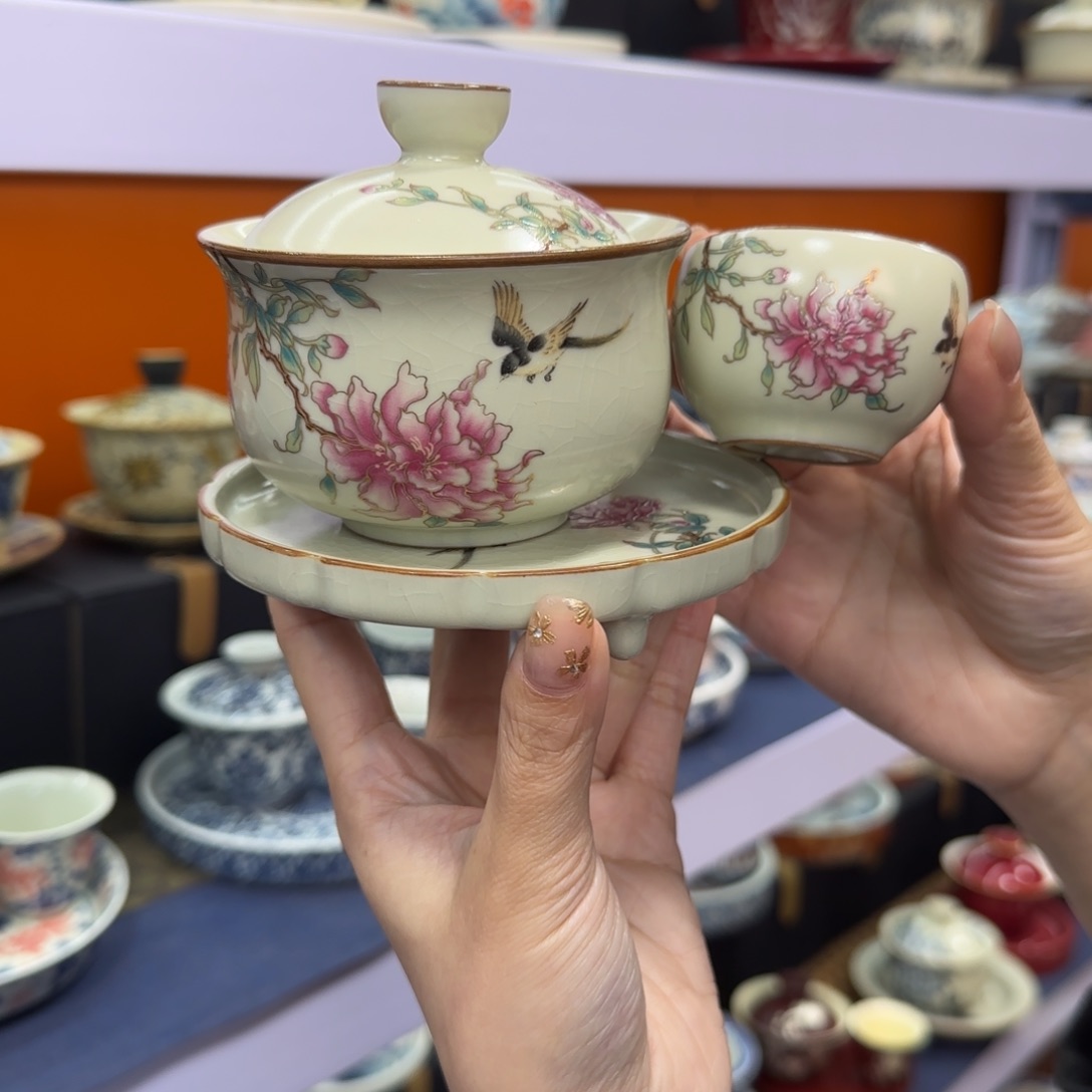 款式高温天气里也是很难