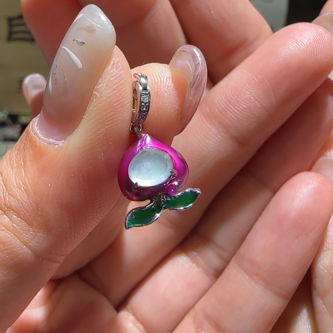 【闪购商品】翡翠颈饰18K金镶嵌近**甜缅甸