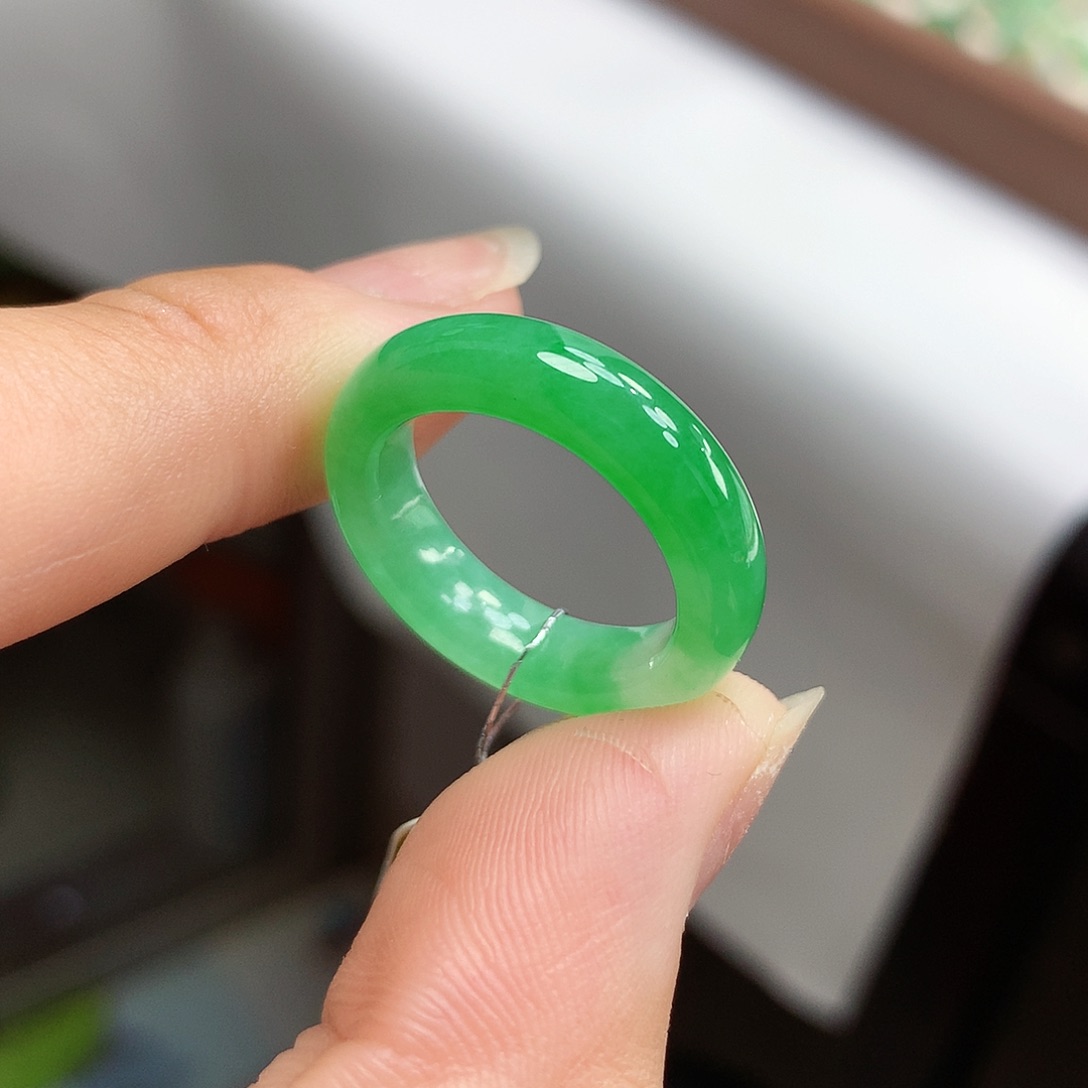 翡翠戒指未镶嵌14.15号