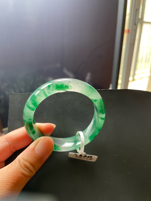 53圈天然非洲翠手镯，高冰玻种水，阳春白雪，灵动飘逸