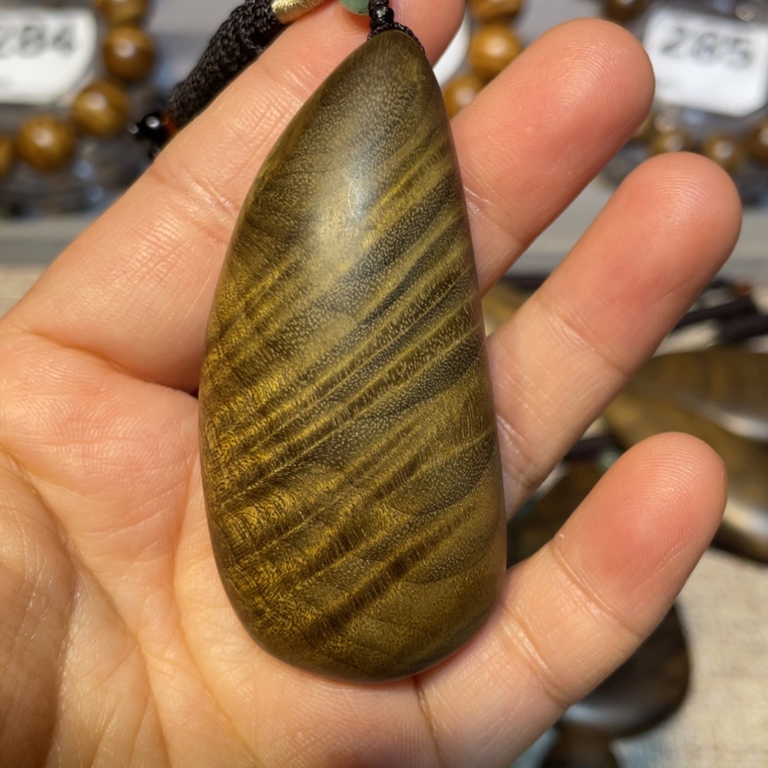 楠木（金丝楠）其他吊坠