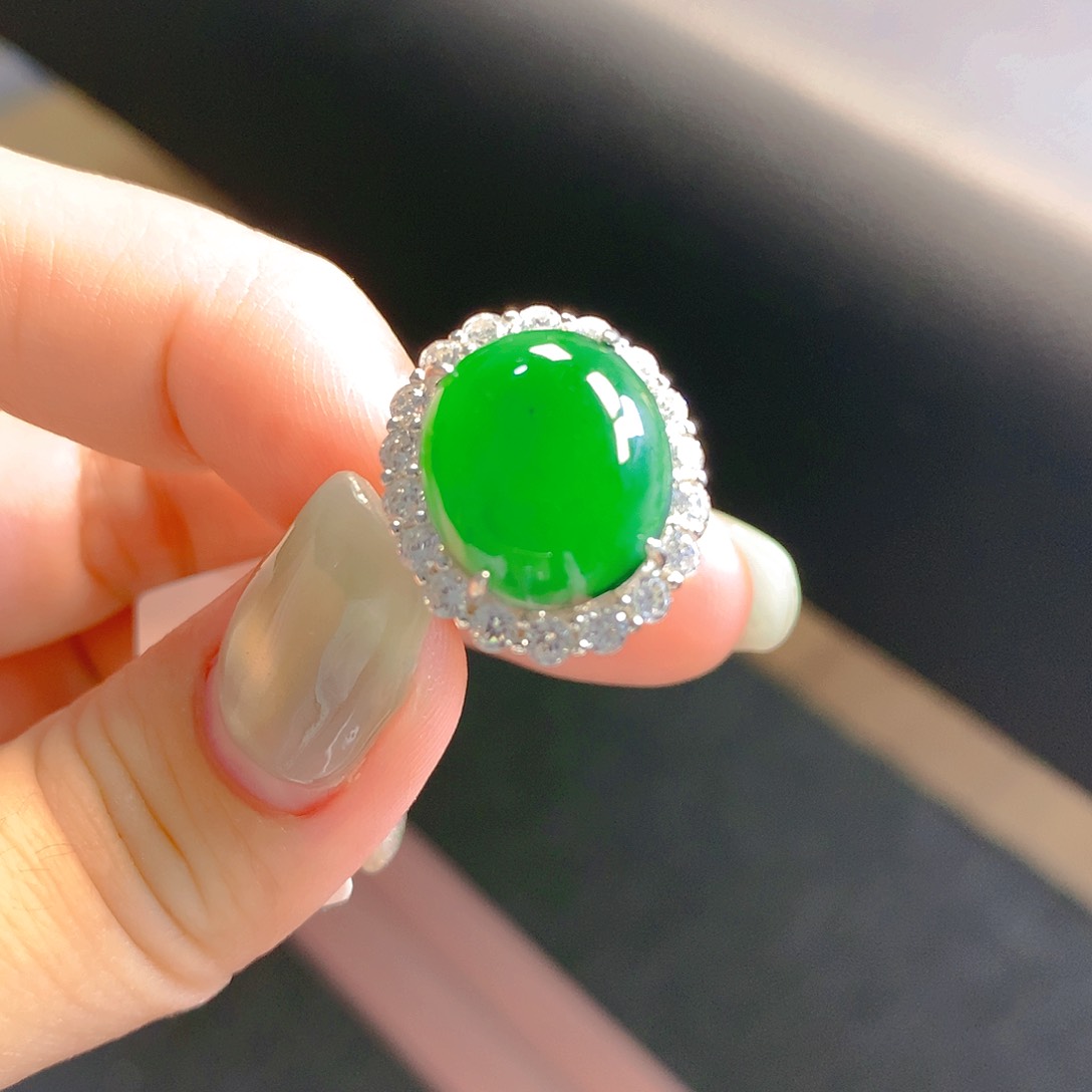 翡翠颈饰银S925镶嵌翡翠