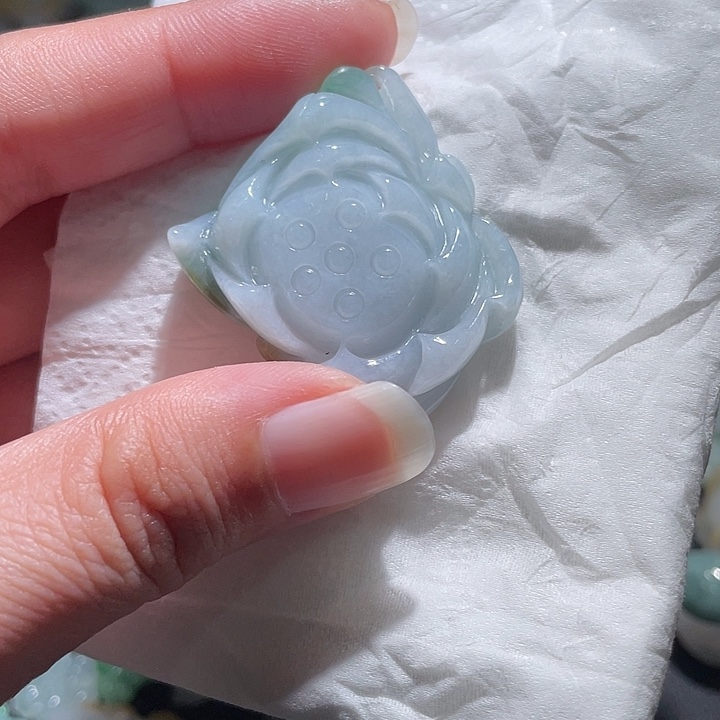 颈饰未镶嵌翡翠天