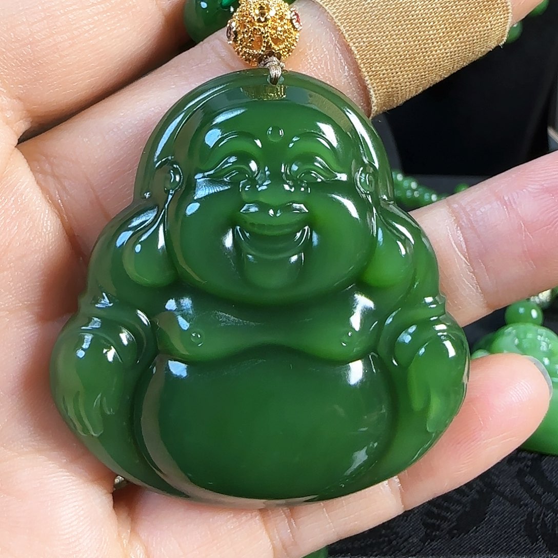 簸***㻲和田玉（碧玉）18K金镶嵌颈饰