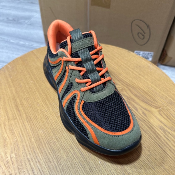 C-Z女士时尚运动休闲鞋82AE5097